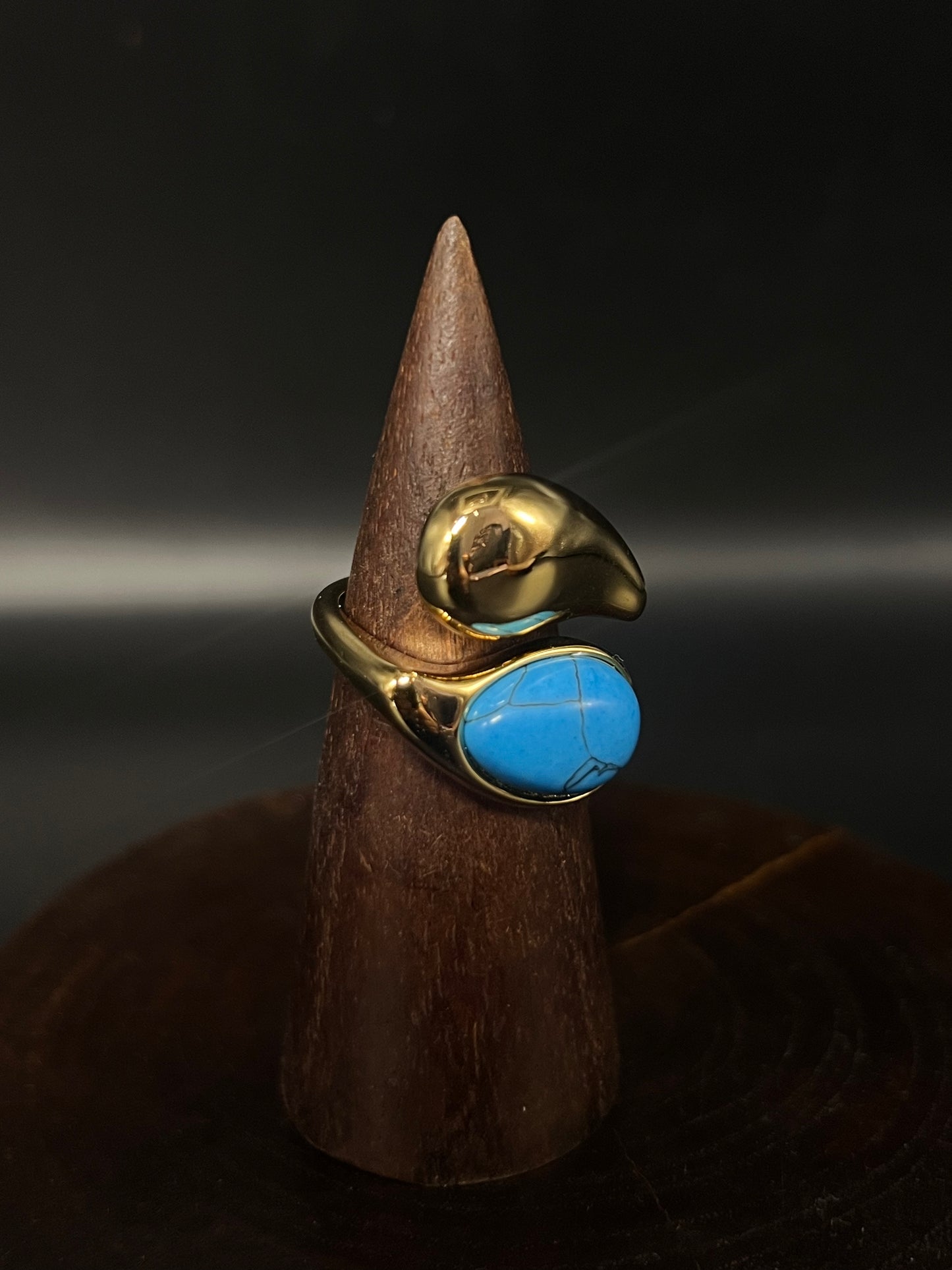 Bohemian Gold Bypass Ring with Vibrant Turquoise Stone