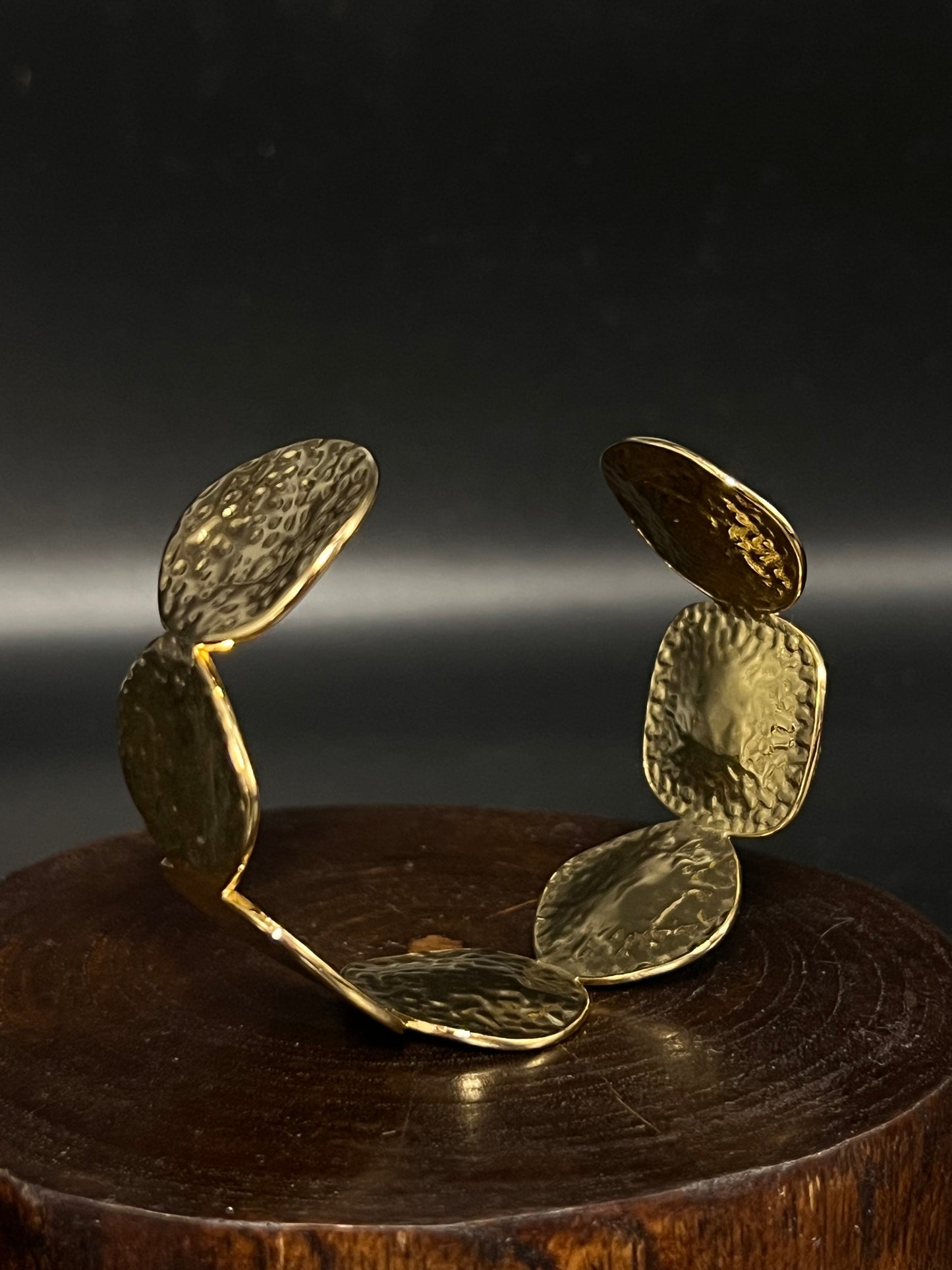 18K Gold Plated Hammered Disc Statement Cuff – 304 Stainless Steel