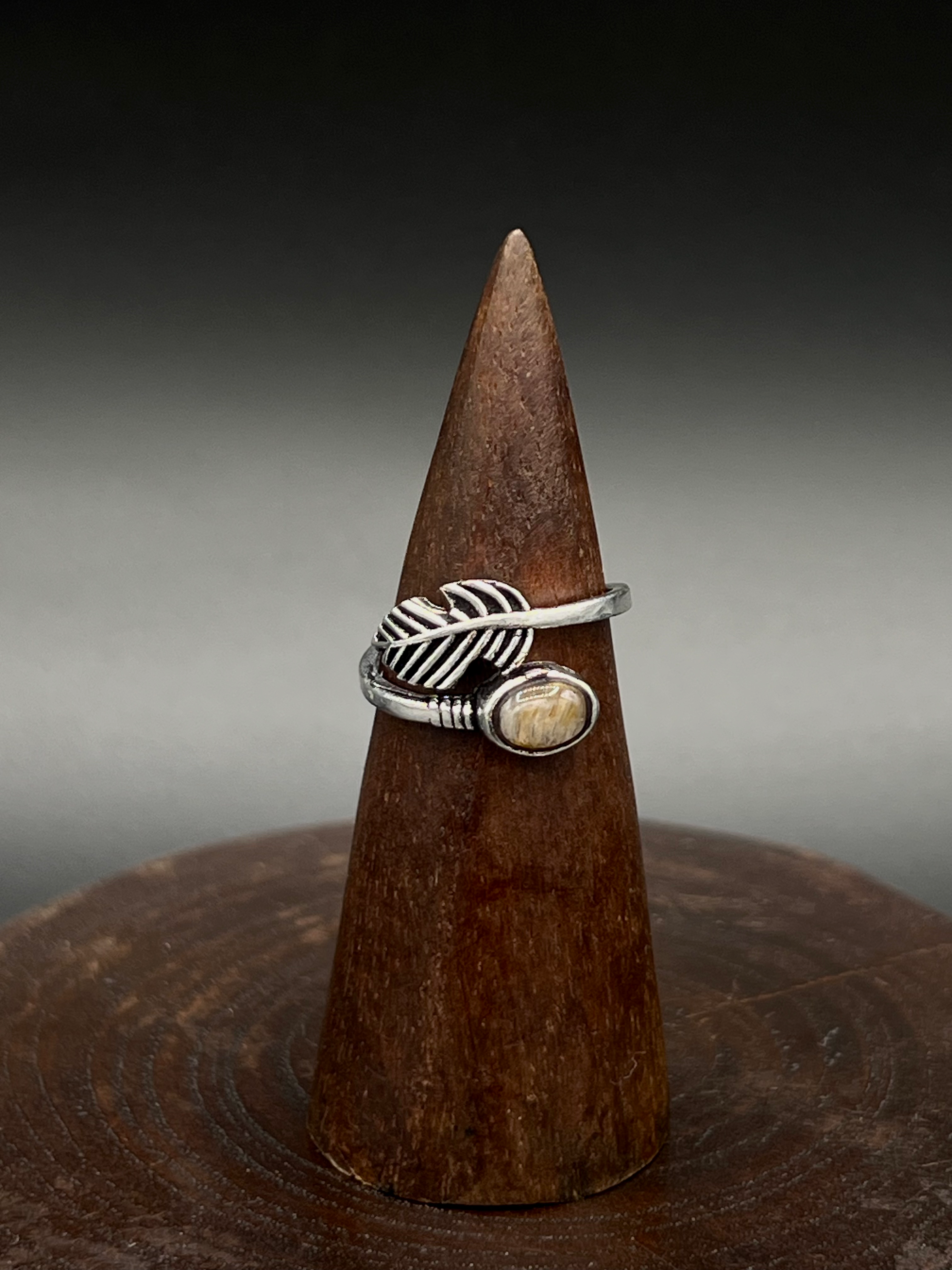 Amber Stone Feather Ring – Adjustable Boho Ring