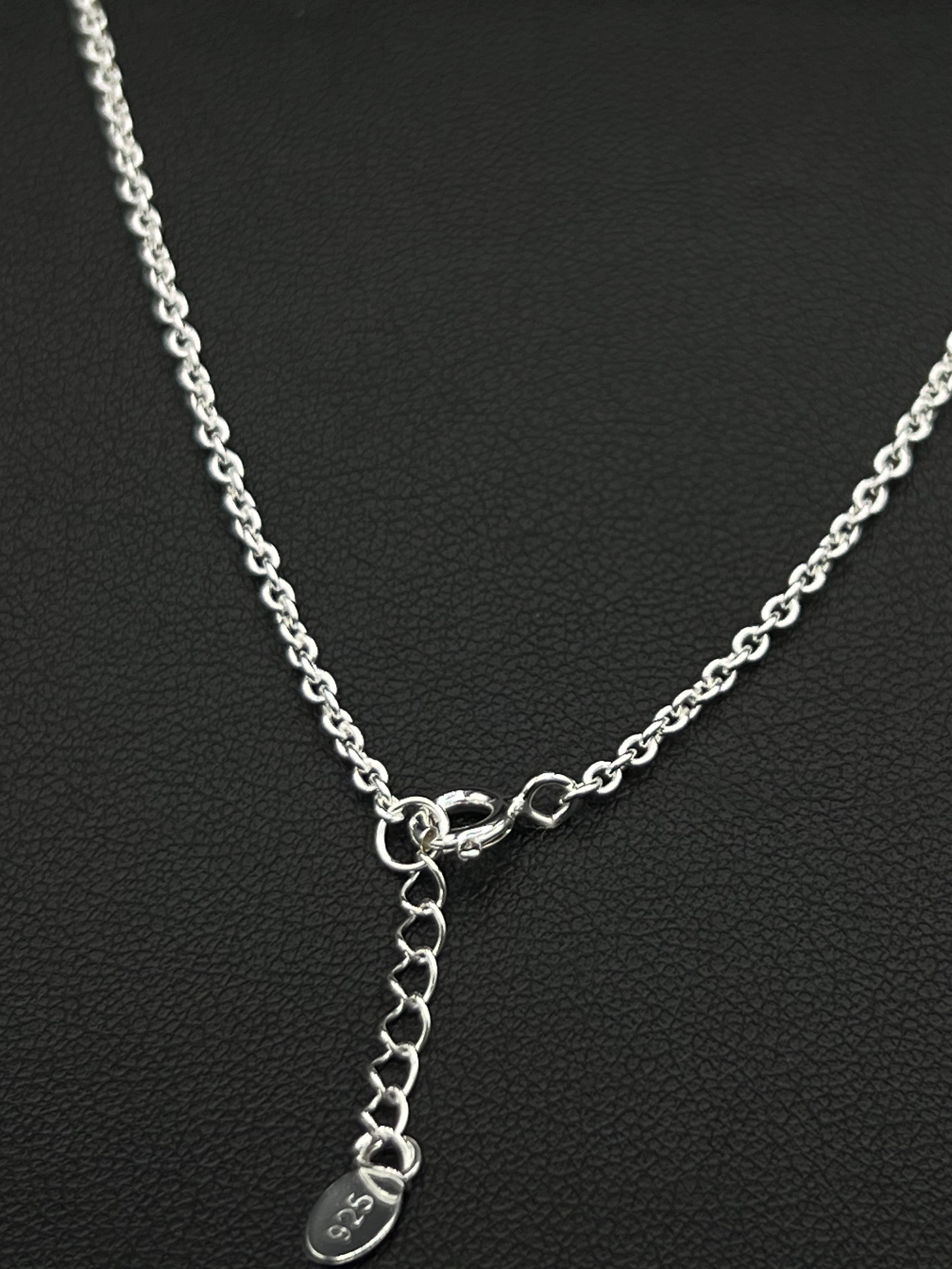 Daisy Necklace – Sterling Silver with Gold Plated Centre