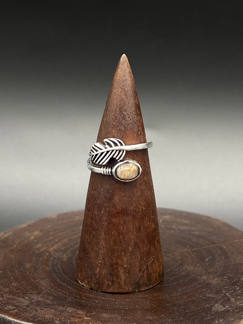 Amber Stone Feather Ring – Adjustable Boho Ring