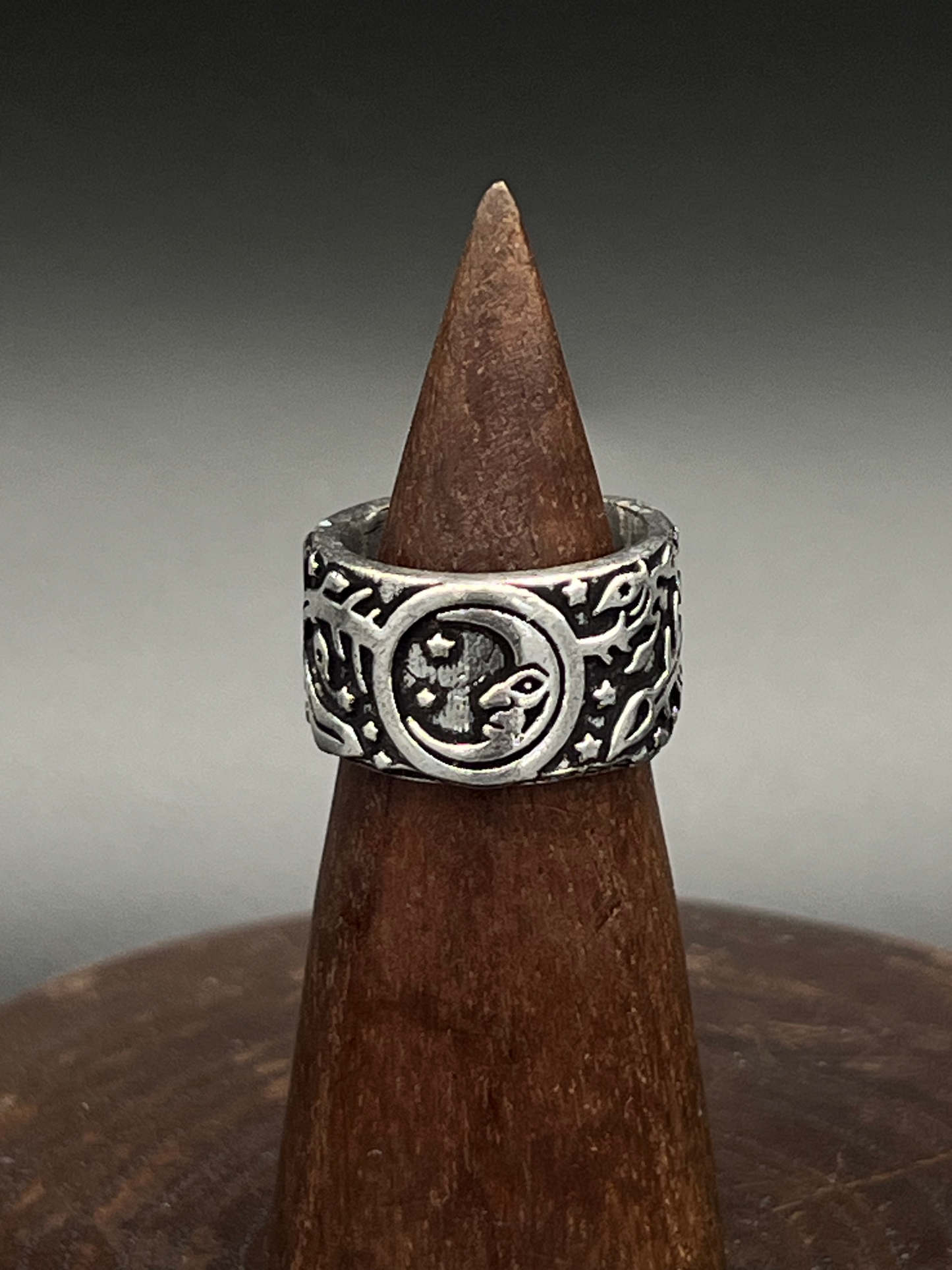 Celtic Knot Band Ring – Rustic Silver Boho Ring