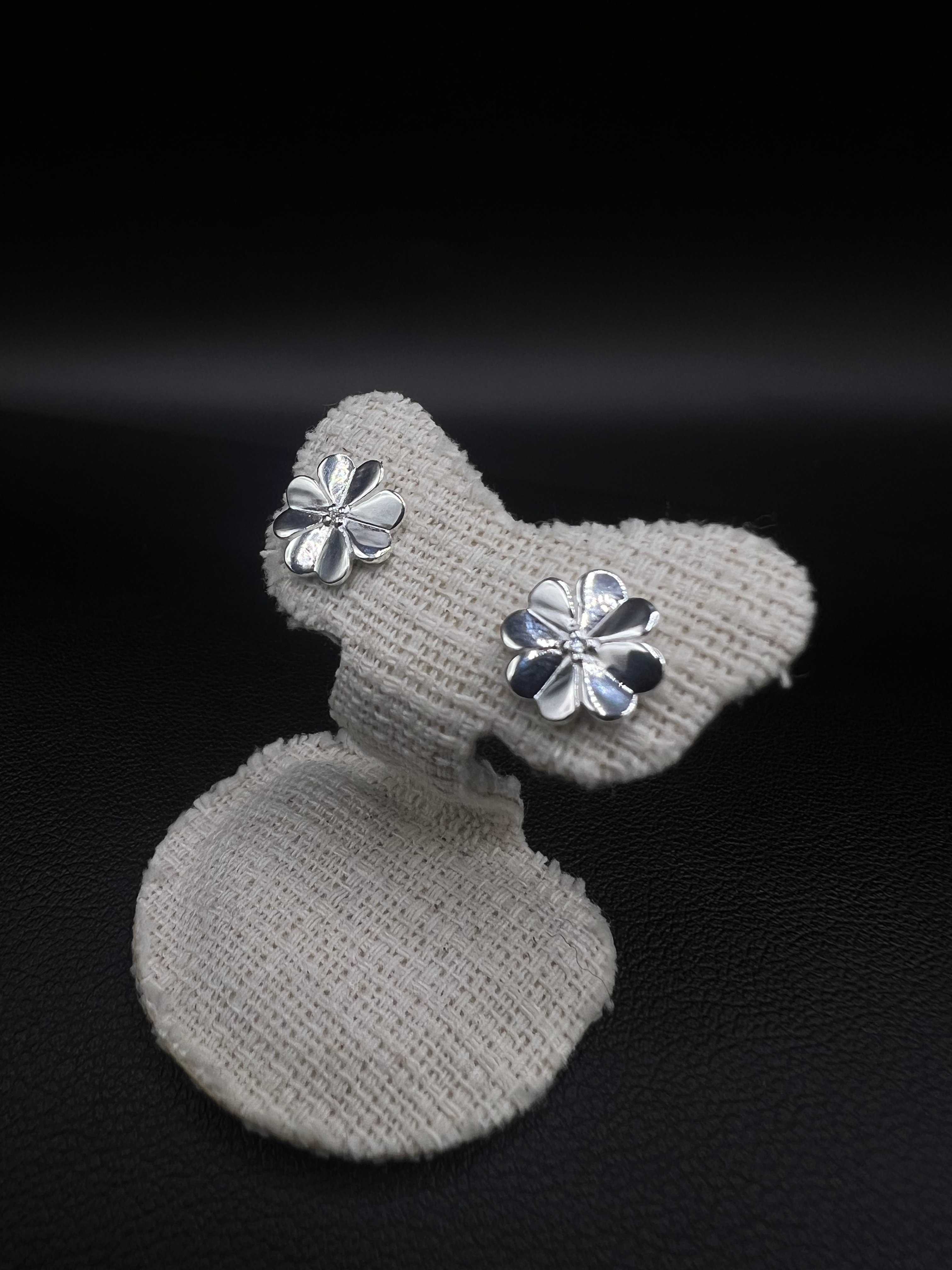 Sterling Silver Clover Stud Earrings – Lucky Charm Matching Set