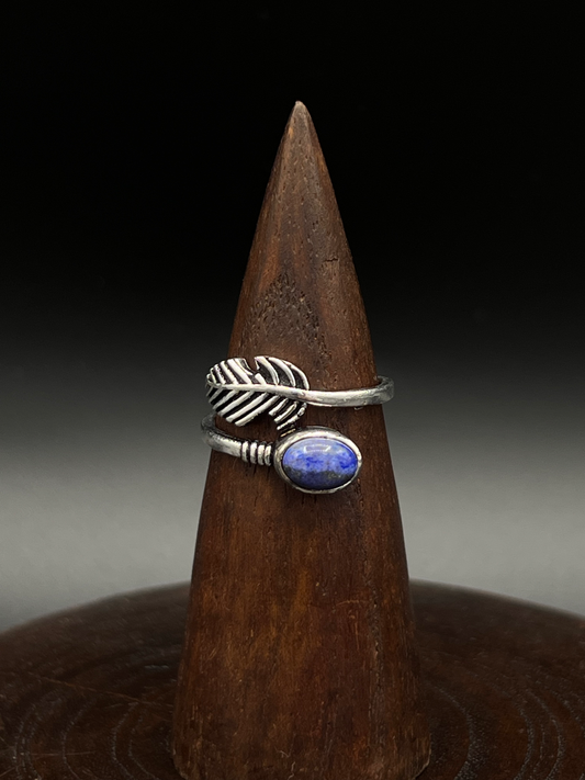 Blue Gem Feather Ring – Nature-Inspired Boho Ring