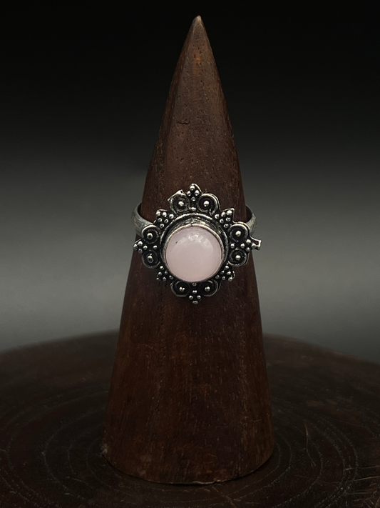 Blush Pink Rose Quartz Ring – Delicate Feminine Boho Ring