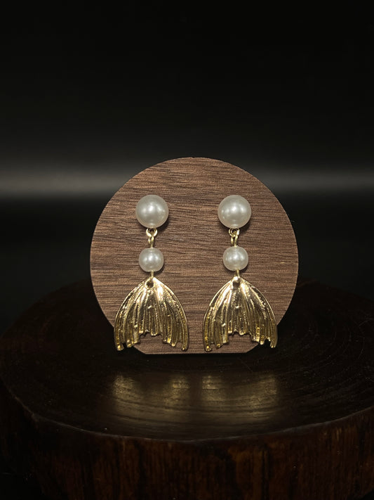 Mermaid Tail Pearl Drop Earrings – Whimsical Ocean-Inspired Dangle Earrings